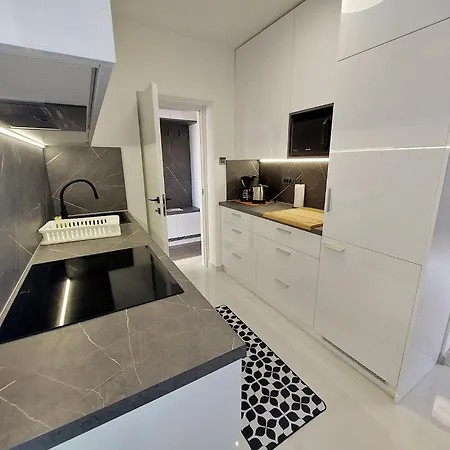 Modern Mirjana Apartment Malinska